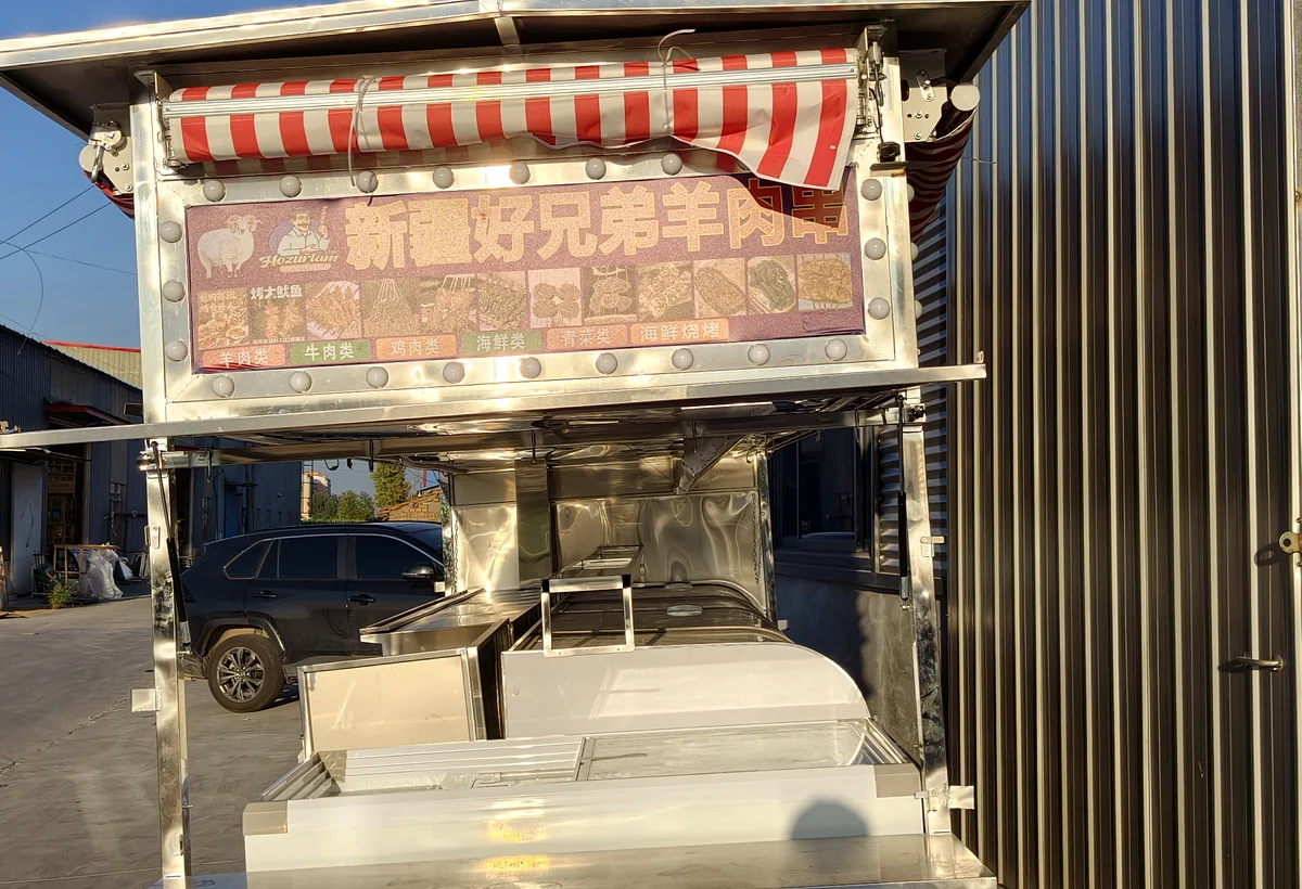 早餐煎饼小吃车