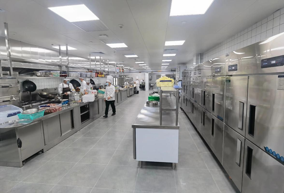 智造时代，重构商厨非凡体验