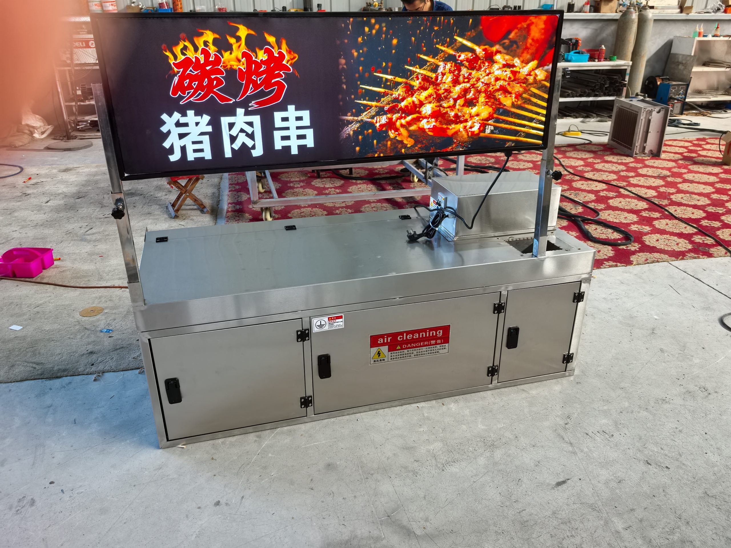 不锈钢烧烤净化设备菜单展示屏与操作台面
